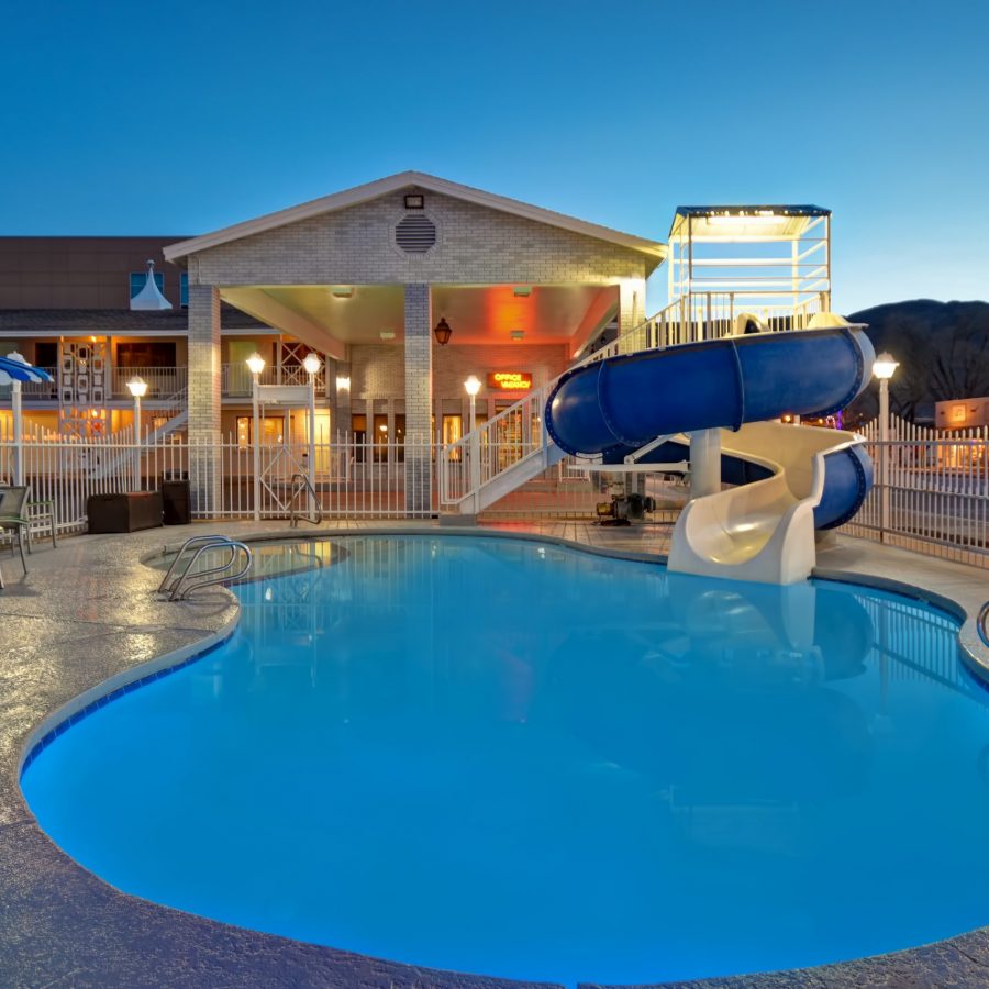 Expedition Lodge moab Pool